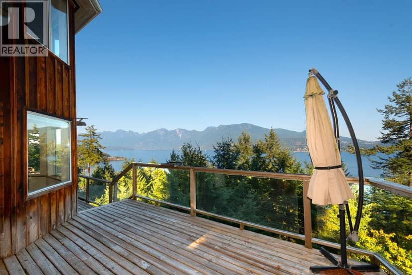 671 TAYLOR ROAD, Bowen Island