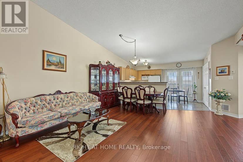 401 - 1487 Maple Avenue — photo 8 of 33