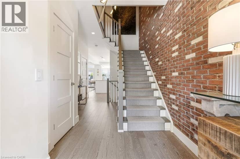 5056 NEW Street Unit# 4, Burlington, photo 3
