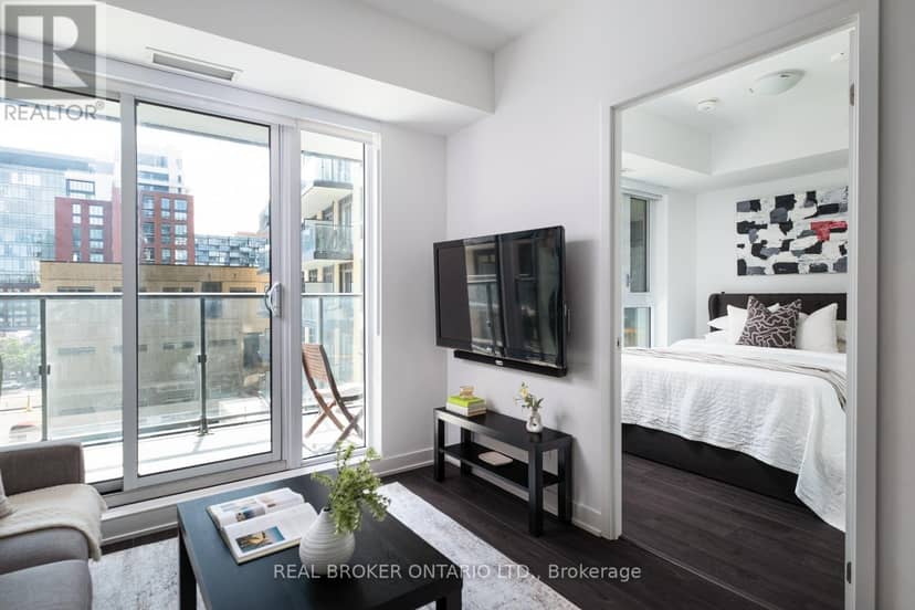 528 - 543 Richmond Street W — photo 11 of 40