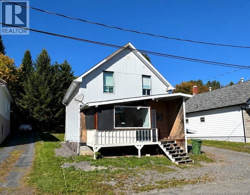27 Lainey Street — photo 1 of 17
