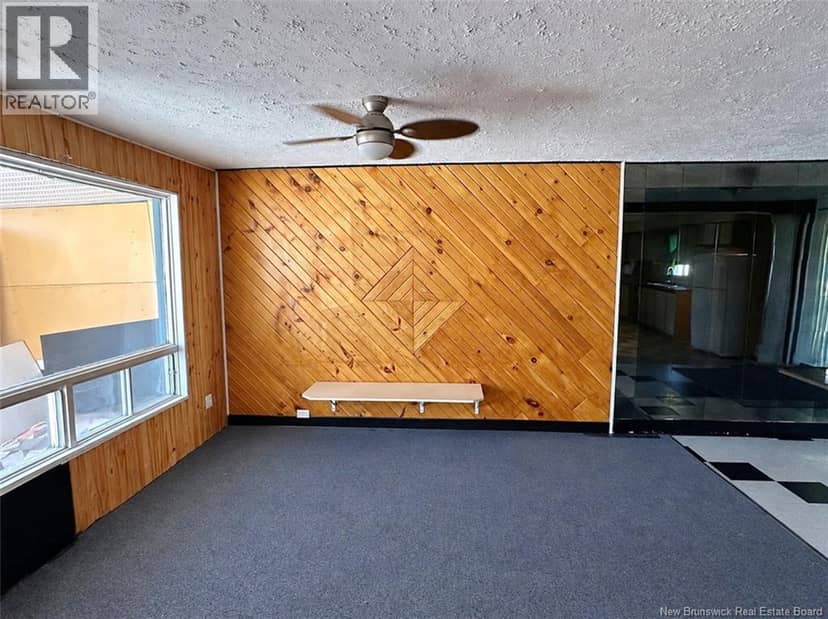 27 Lainey Street — photo 4 of 17