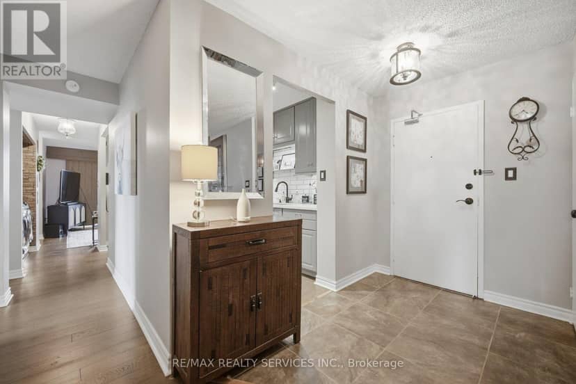 #602 - 3151 Bridletowne Circle — photo 3 of 40