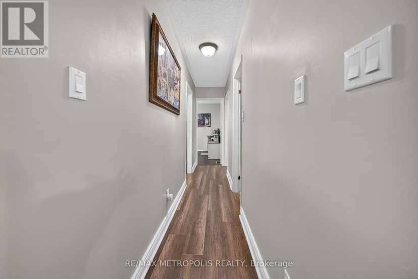 822 10th Line — photo 19 of 40