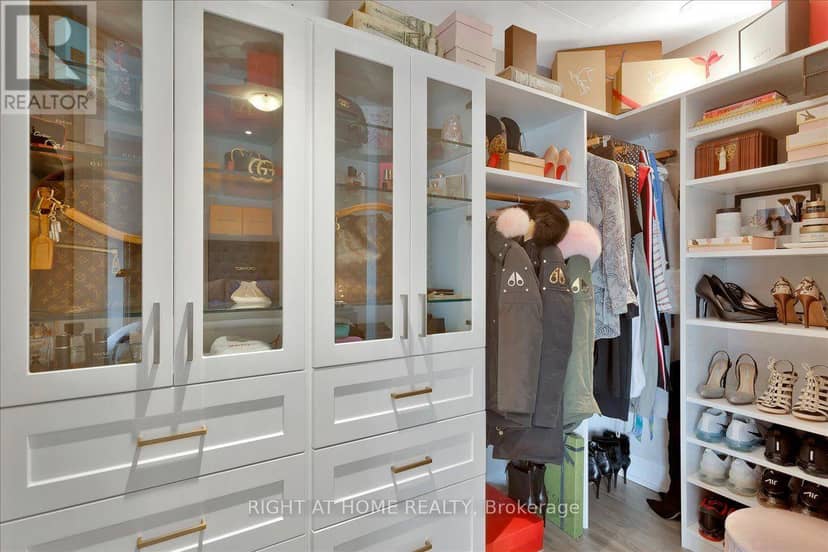 302 - 20 Koda Street — photo 20 of 40