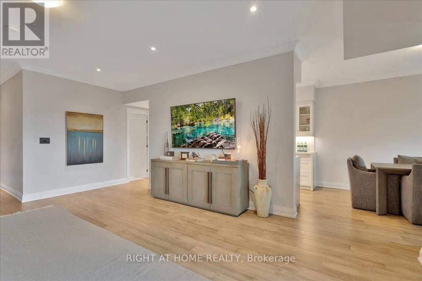 302 - 20 Koda Street — photo 6 of 40