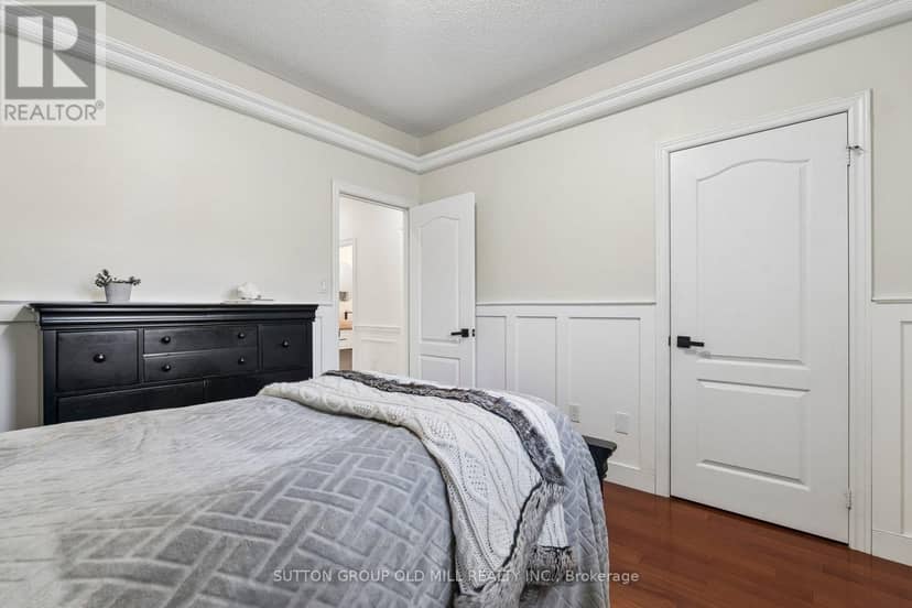 7 Rolling Meadow Drive — photo 23 of 40