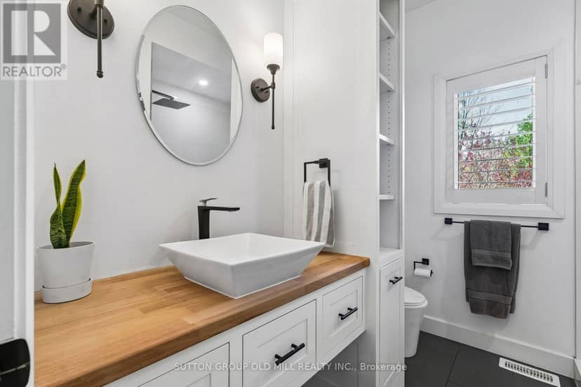 7 Rolling Meadow Drive — photo 25 of 40