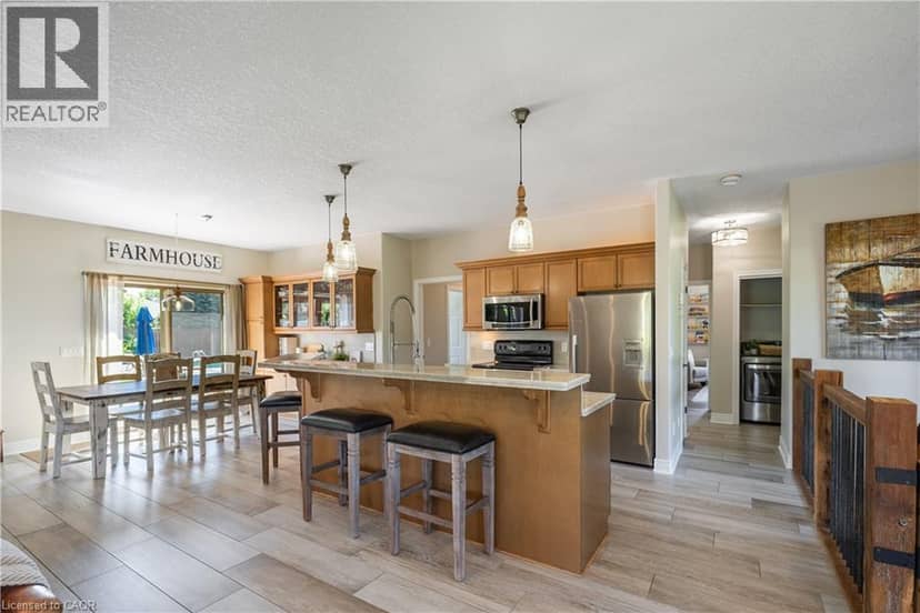 46 SEA BREEZE Drive — photo 11 of 40