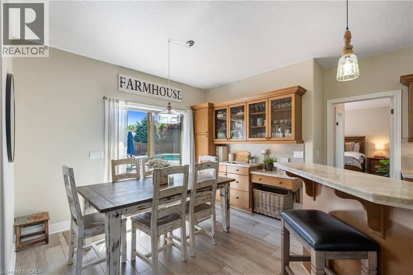 46 SEA BREEZE Drive — photo 14 of 40