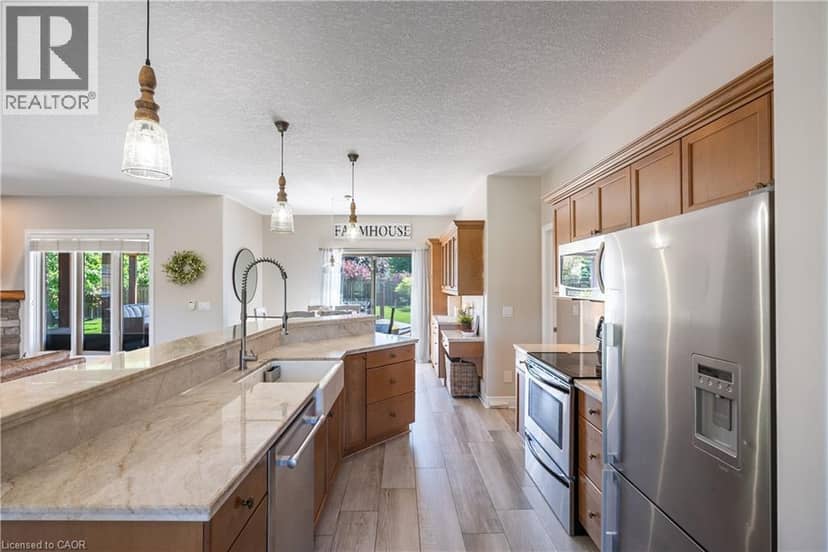 46 SEA BREEZE Drive — photo 15 of 40