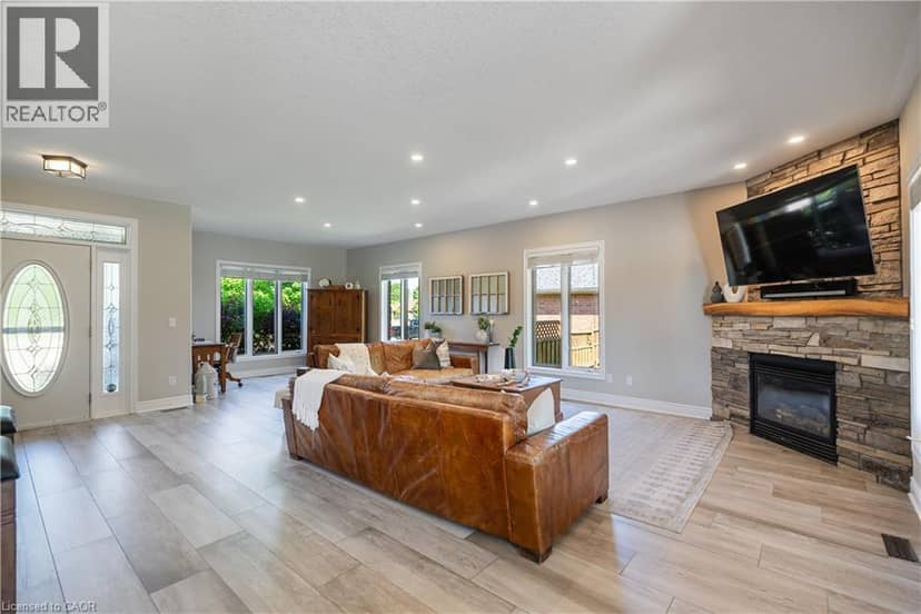 46 SEA BREEZE Drive, Port Dover, photo 8