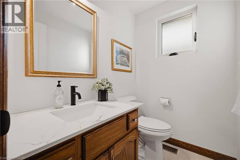 216 ALDERVIEW Drive — photo 32 of 40