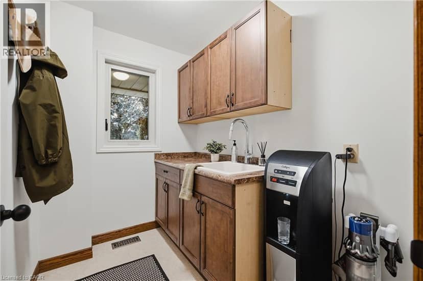 216 ALDERVIEW Drive — photo 34 of 40