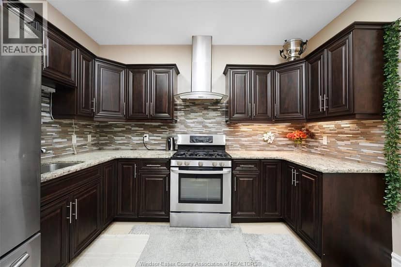 2340 Rankin Avenue — photo 11 of 40