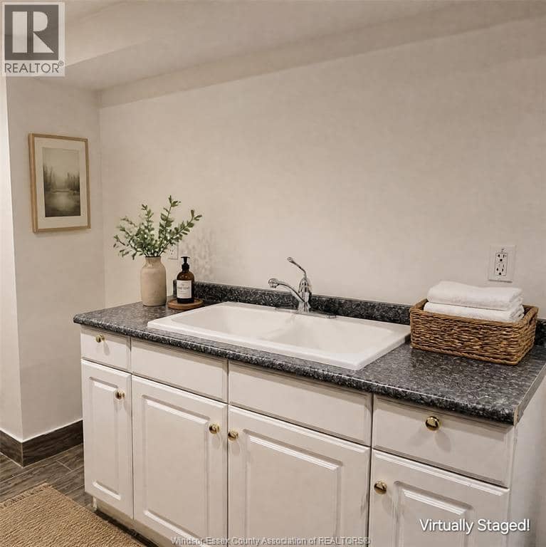 2271 Randolph Avenue — photo 17 of 19