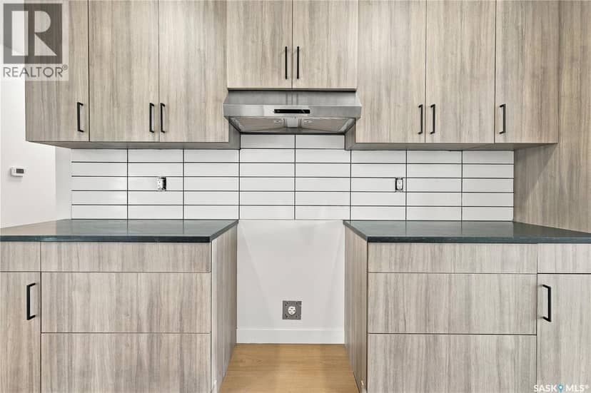 522 Assiniboia STREET — photo 10 of 40