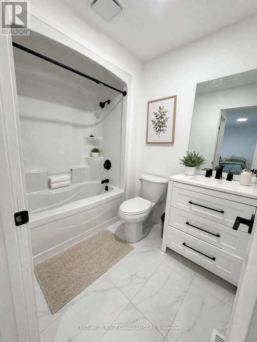 128 Empress Avenue, London North, photo 7