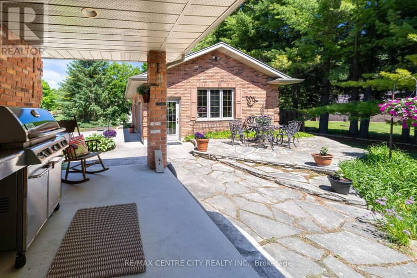 61 Aberdeen Drive — photo 39 of 40