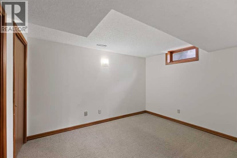51 castlebury Way NE — photo 30 of 34