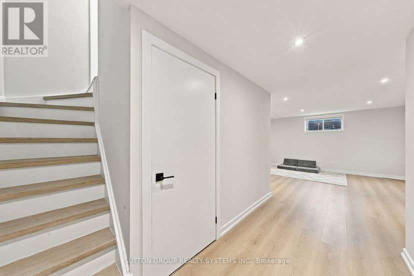 2250 Munn's Avenue — photo 23 of 34