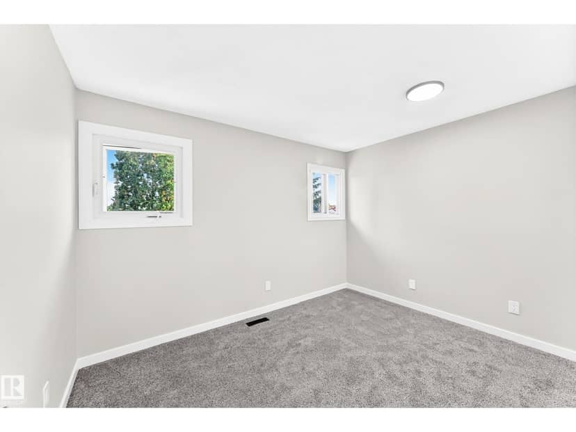 2343 139 AV NW — photo 25 of 40