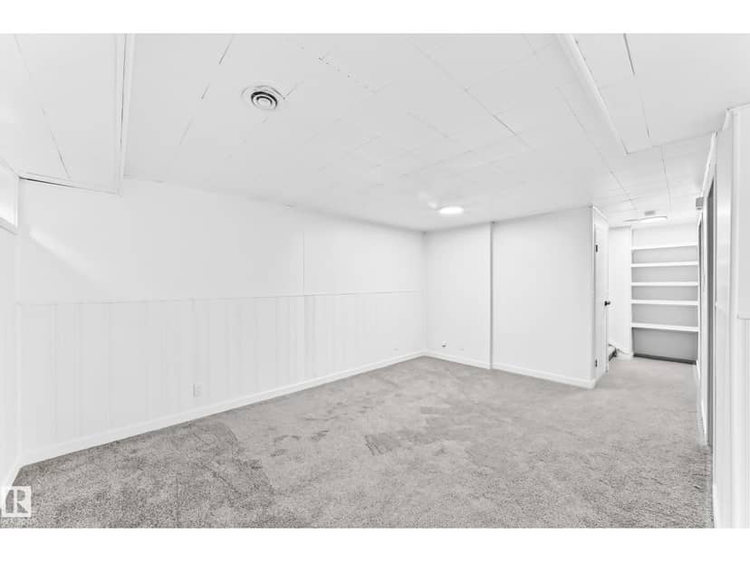 2343 139 AV NW — photo 37 of 40