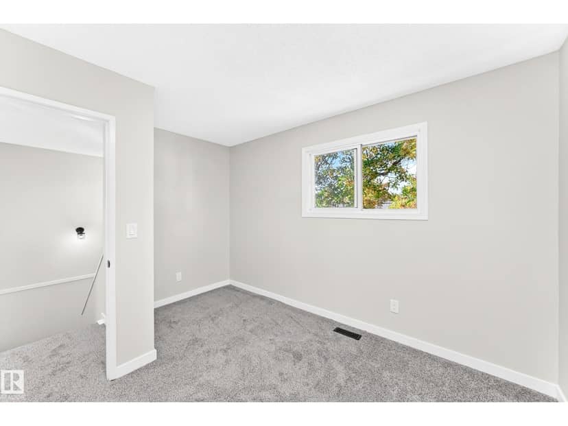 2343 139 AV NW — photo 29 of 40