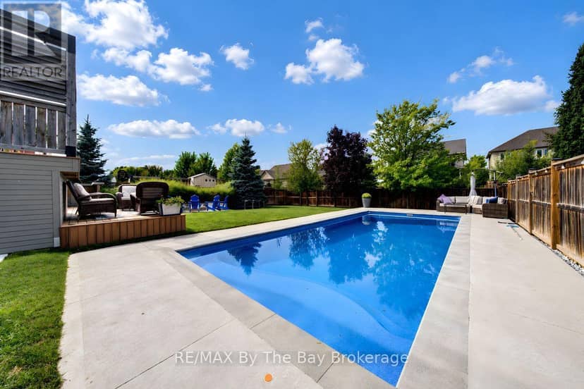 101 Stanley Street — photo 4 of 40