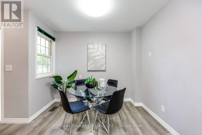 23 Mann Street — photo 10 of 14