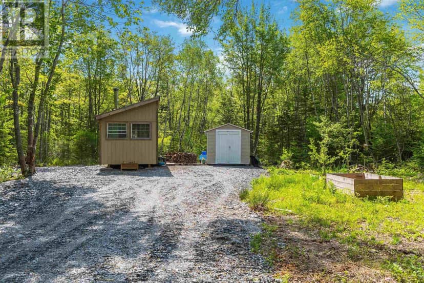 516 Greenland Road — photo 22 of 40