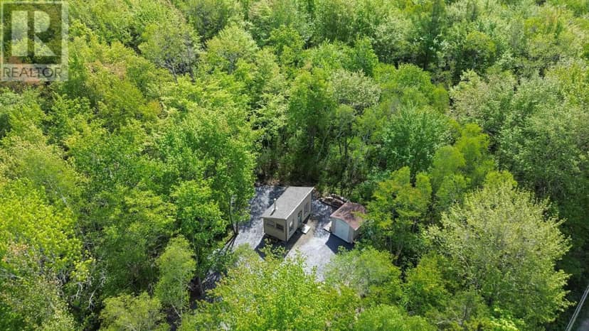516 Greenland Road — photo 32 of 40