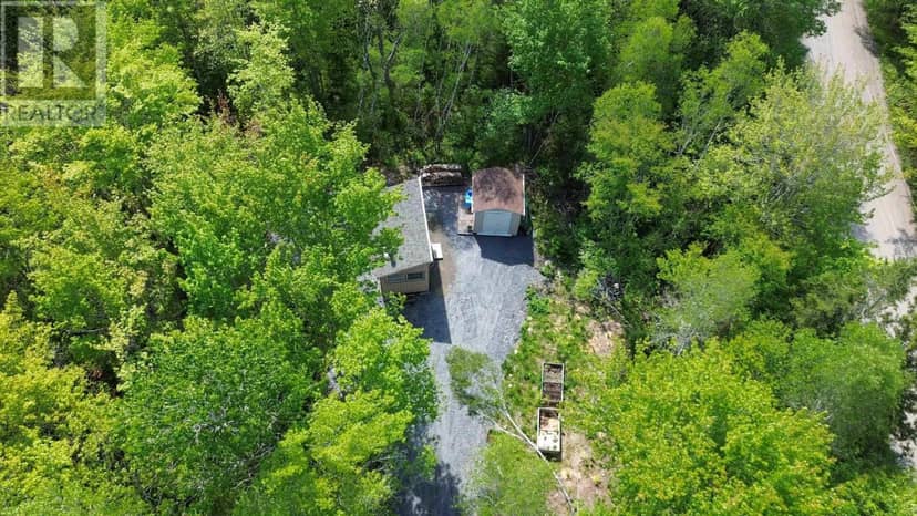 516 Greenland Road — photo 34 of 40