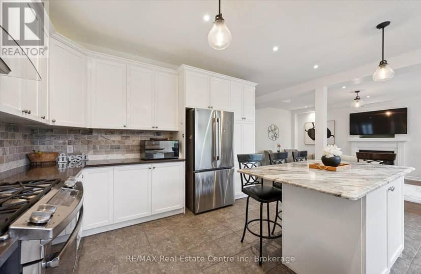 7 Hardy Street — photo 9 of 36