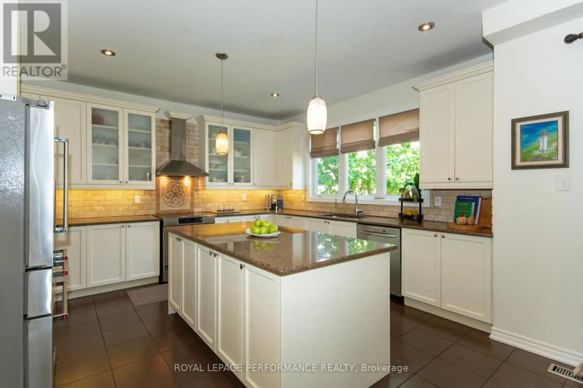 2744 Grand Vista Circle — photo 16 of 40