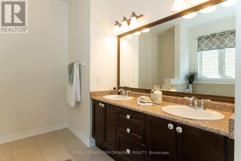 2744 Grand Vista Circle — photo 38 of 40