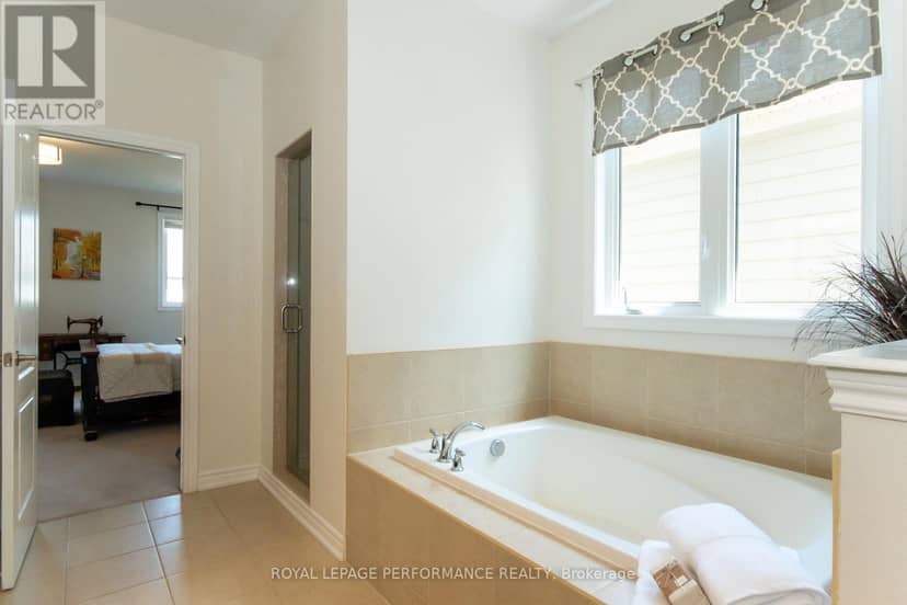 2744 Grand Vista Circle — photo 39 of 40