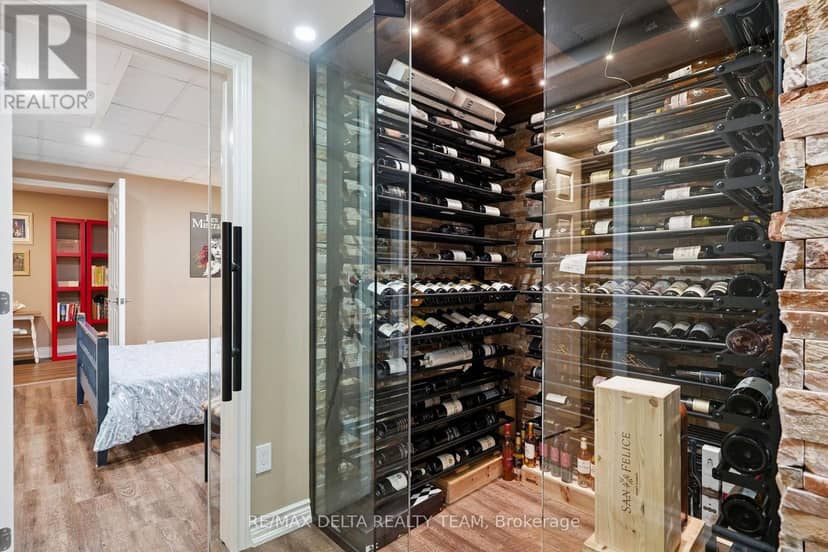 838 Laval Street — photo 21 of 40