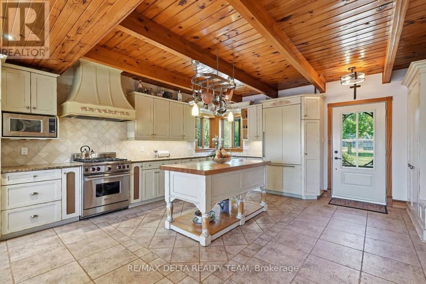 838 Laval Street, Casselman, photo 4