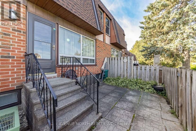 239 - 2270 Cotters Crescent — photo 34 of 37