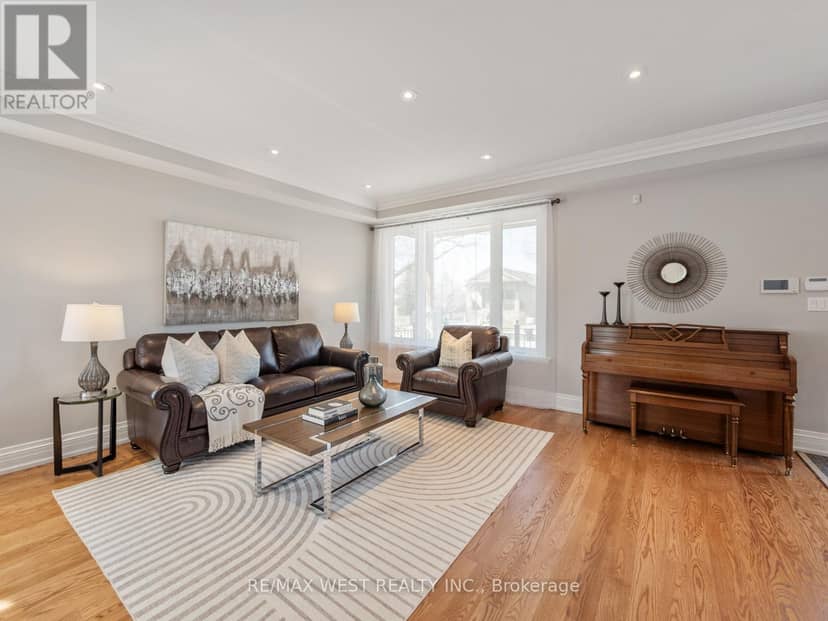 5 Paula Boulevard, Toronto, photo 8