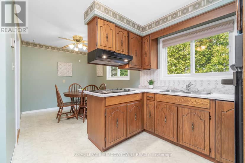 39 Wildwood Road — photo 15 of 40