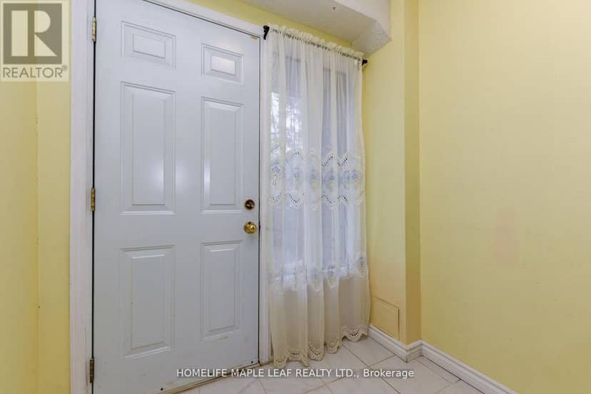 85 Enmount Drive, Brampton, photo 3