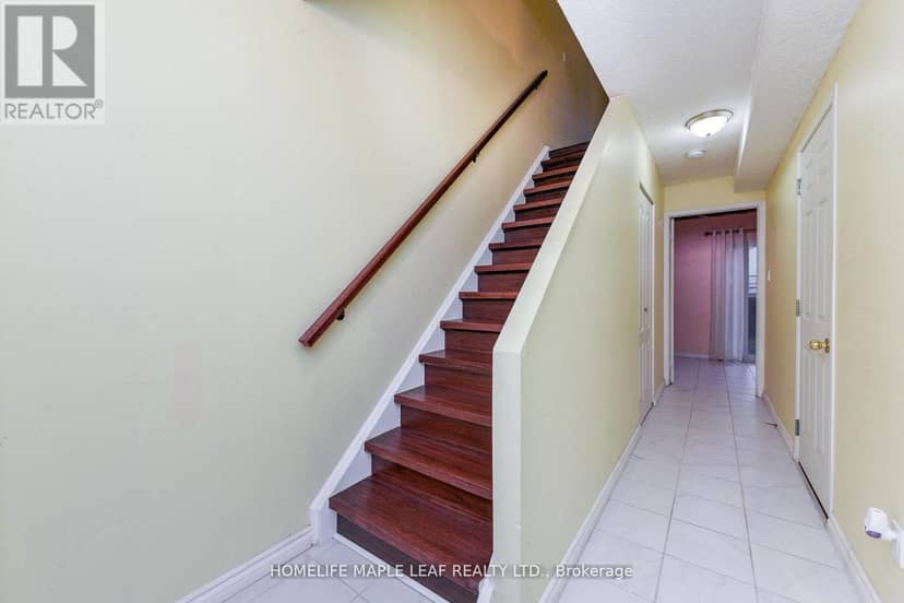 85 Enmount Drive, Brampton, photo 4