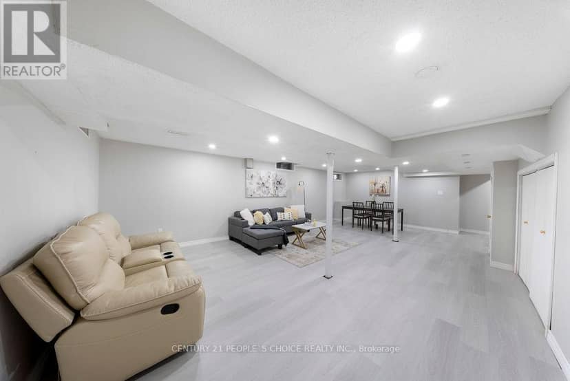 4053 Trapper Crescent — photo 38 of 40