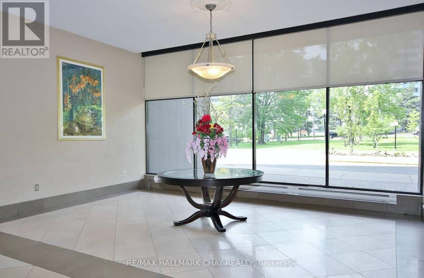 1707 - 1455 Lawrence Avenue W, Toronto, photo 2