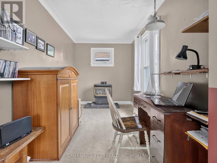 19 Cunningham Street — photo 10 of 40