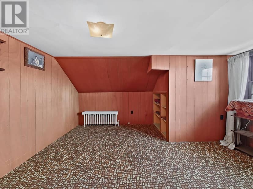 19 Cunningham Street — photo 22 of 40