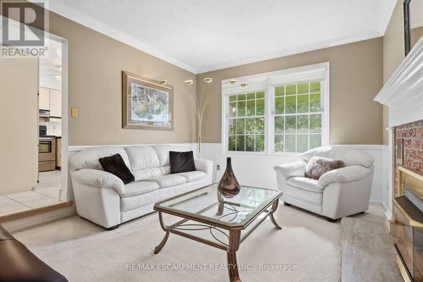 5 Michelle Drive — photo 19 of 40