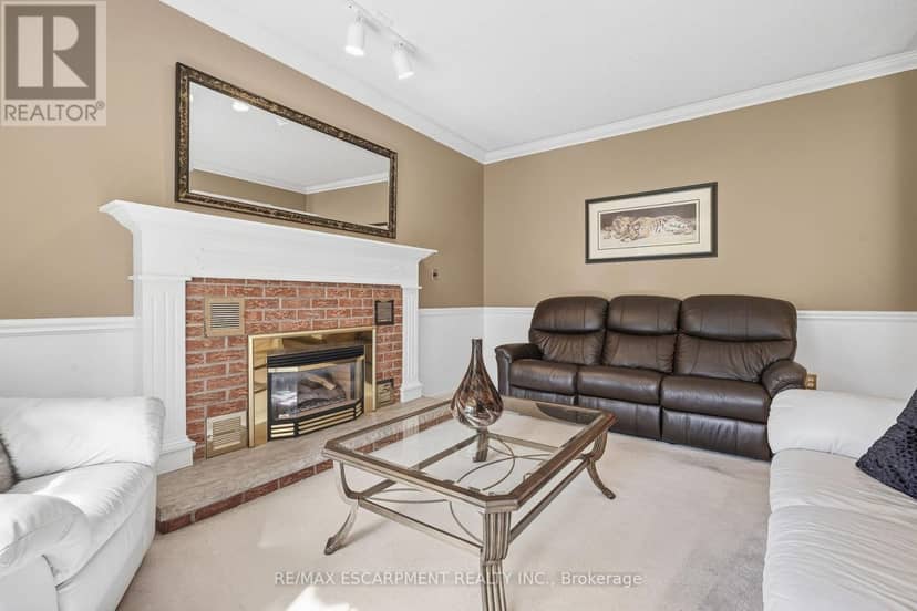 5 Michelle Drive — photo 20 of 40